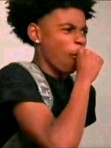 2025-10-01-04-29-06-1759336146261